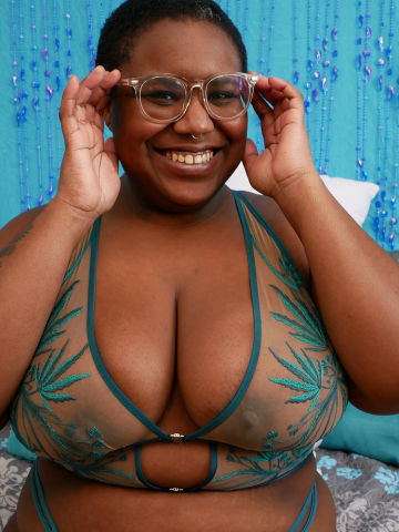 Zuri Love (they/she)