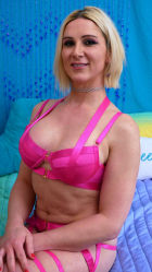 Jade Nyxxx (she)