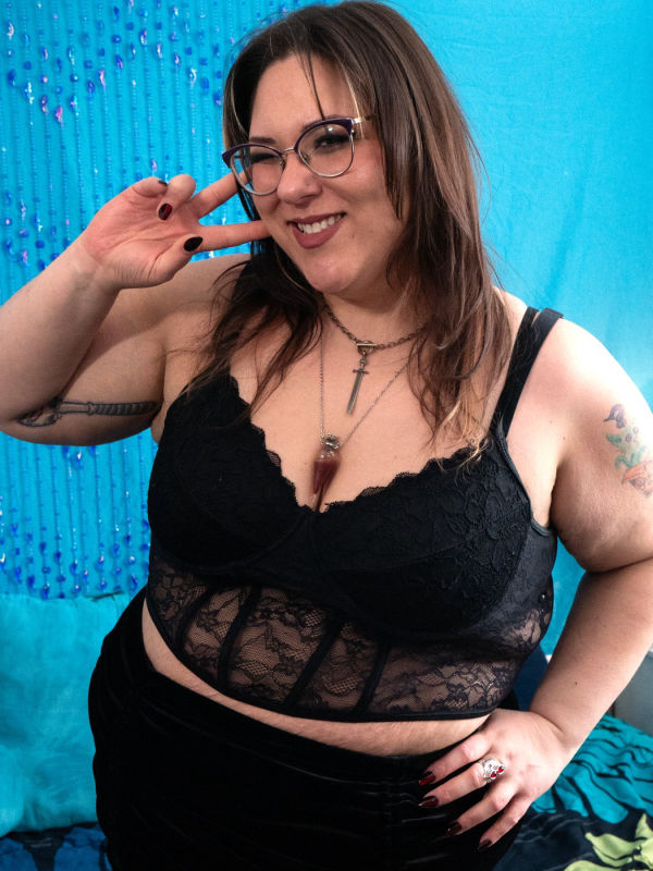 Nova Starlust (she/they)